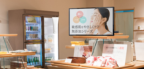店頭でのPR動画再生に