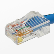 CAT5e より線UTPケーブル（難燃性）